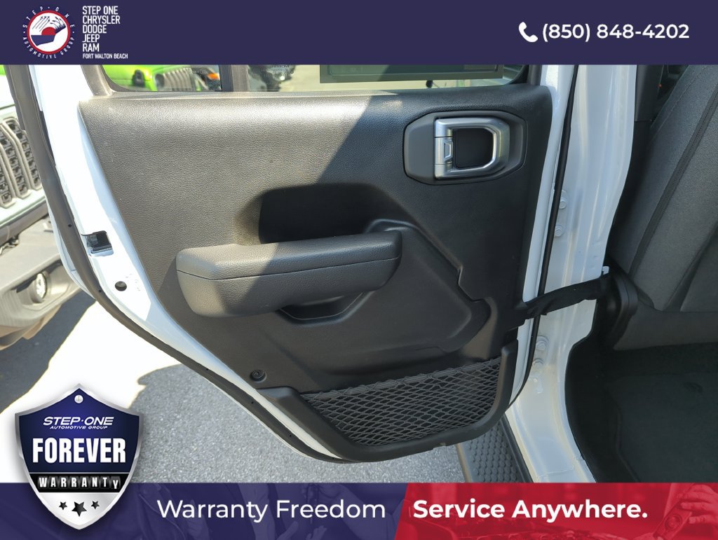 Used 2024 Jeep Wrangler Unlimited Sport AWD/4WD image 26