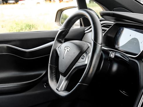 Used 2016 Tesla Model X 75D AWD/4WD image 13