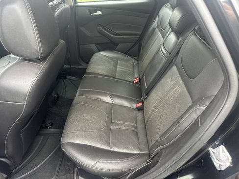 Used 2013 Ford Focus SE FWD image 12