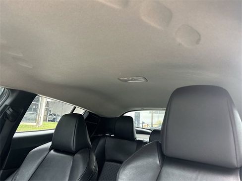 Used 2021 Toyota C-HR Limited image 16