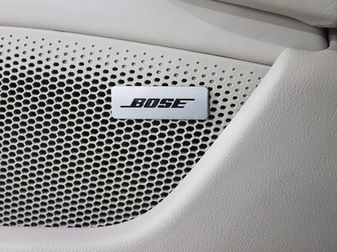 Used 2020 Porsche Taycan Turbo image 38