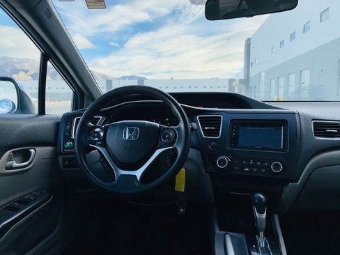 Used 2013 Honda Civic LX image 8