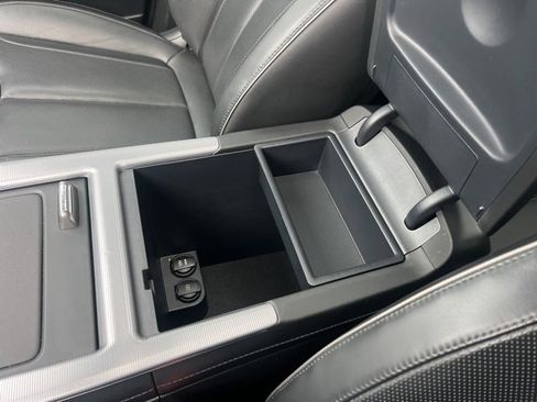 Used 2024 Hyundai Palisade Calligraphy image 30