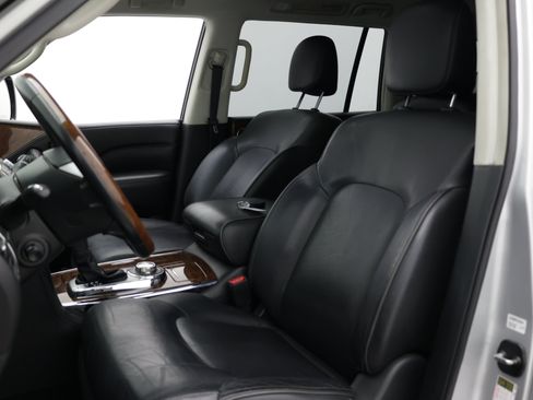 Used 2018 INFINITI QX80 4WD w/ Driver Assistance Package image 19