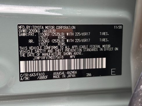 Used 2021 Toyota RAV4 XLE AWD/4WD image 40