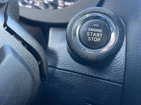 Used 2018 Subaru Forester 2.5i Touring image 18