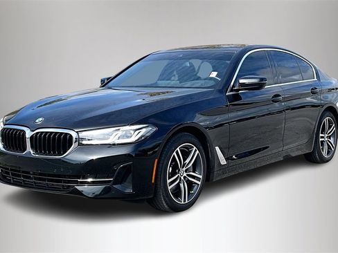 Used 2023 BMW 530i 530i w/ Premium Package image 2