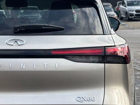 Certified 2025 INFINITI QX60 Luxe w/ Vision Package image 5