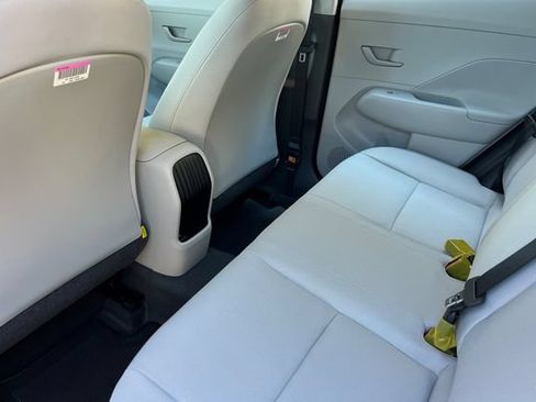 New 2026 Hyundai Kona SE FWD image 11