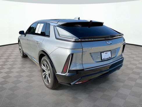 Used 2024 Cadillac Lyriq Luxury w/ LPO, Floor Liner Package AWD/4WD image 8