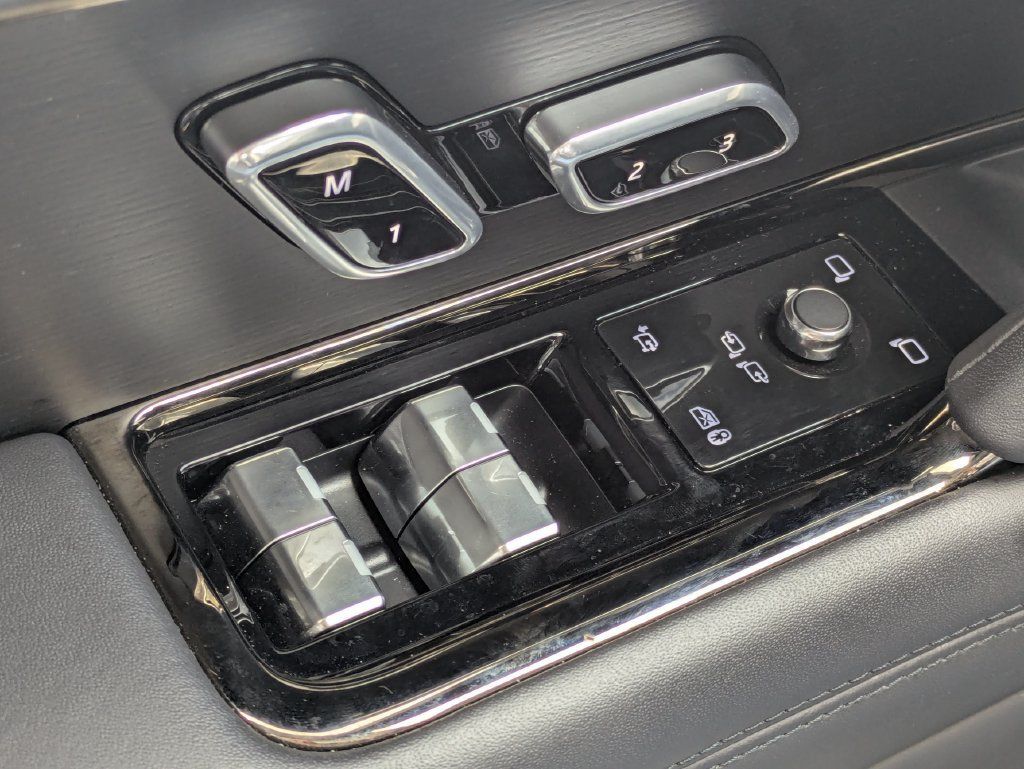 Used 2024 Land Rover Range Rover Sport Autobiography AWD/4WD image 40