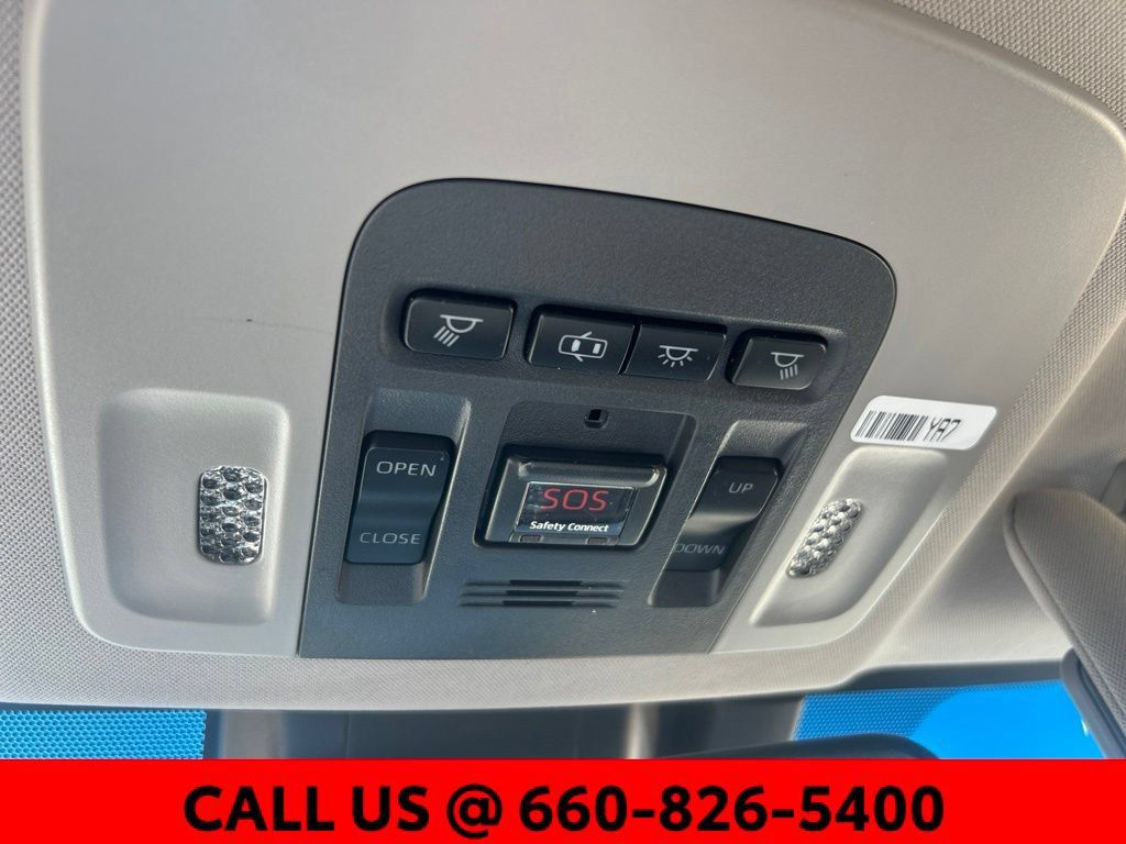 Used 2018 Toyota Camry XLE w/ Audio Package FWD image 20