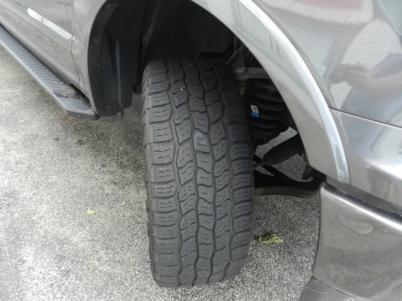 Used 2018 Ford F150 XLT w/ Equipment Group 302A Luxury AWD/4WD image 21