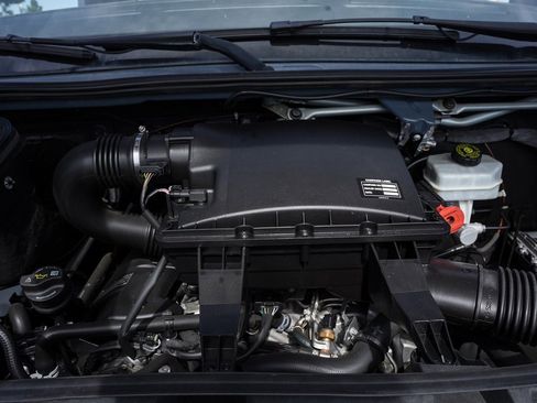 Used 2019 Mercedes-Benz Sprinter 144 image 21