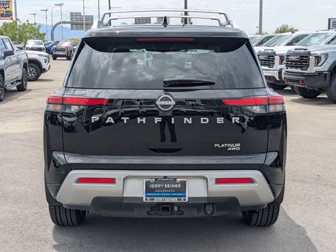Used 2023 Nissan Pathfinder Platinum AWD/4WD image 5