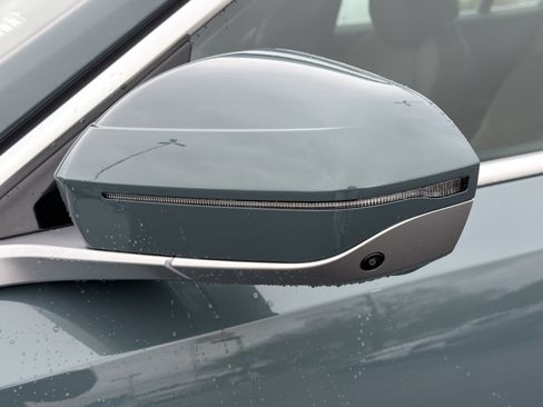 New 2026 BMW 530i w/ Convenience Package image 29