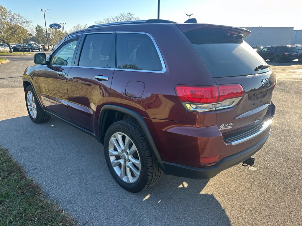 Used 2017 Jeep Grand Cherokee Limited w/ Luxury Group II AWD/4WD image 5
