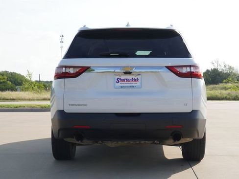 Used 2018 Chevrolet Traverse LT FWD image 7