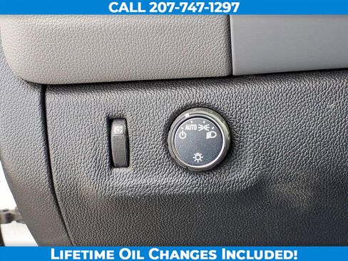 Used 2021 Chevrolet Colorado W/T w/ WT Convenience Package RWD image 15