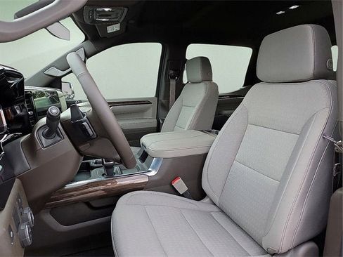 New 2025 Chevrolet Silverado 1500 LT w/ Convenience Package II image 15