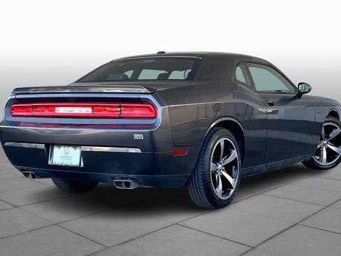 Used 2014 Dodge Challenger R/T image 13