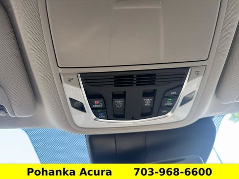 Used 2025 Acura RDX SH-AWD w/ Advance Package image 19