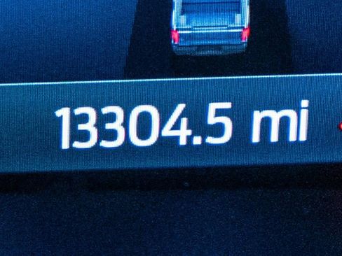 Used 2025 Ford F150 Lariat w/ Equipment Group 502A High image 18