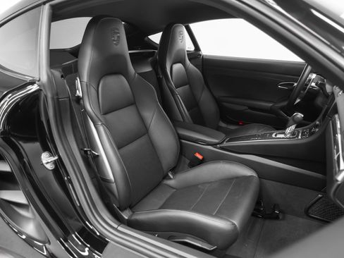 Certified 2022 Porsche 718 Cayman RWD image 23