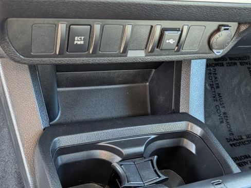 Used 2022 Toyota Tacoma SR RWD image 19