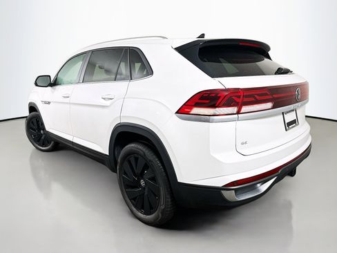 New 2026 Volkswagen Atlas Cross Sport SE image 5