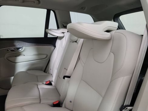 Certified 2023 Volvo XC90 B6 Plus w/ Protection Package Premier AWD/4WD image 15