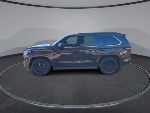 Used 2023 Toyota Sequoia SR5 w/ SR5 Premium Package image 8