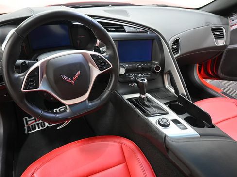 Used 2019 Chevrolet Corvette Stingray Coupe w/ 1LT RWD image 4