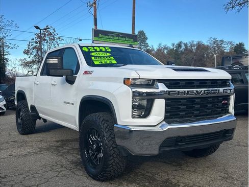 Used 2020 Chevrolet Silverado 2500 LT w/ Z71 Off-Road Package image 1