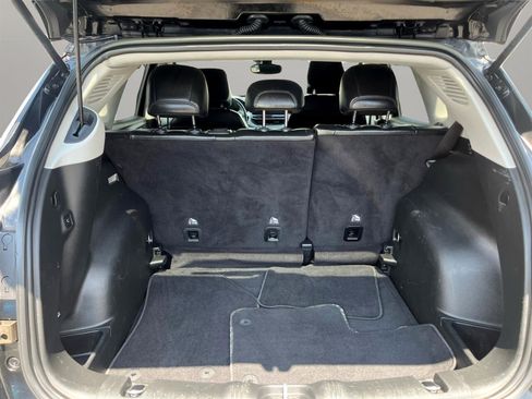 Used 2022 Jeep Compass Limited w/ Elite Group image 14