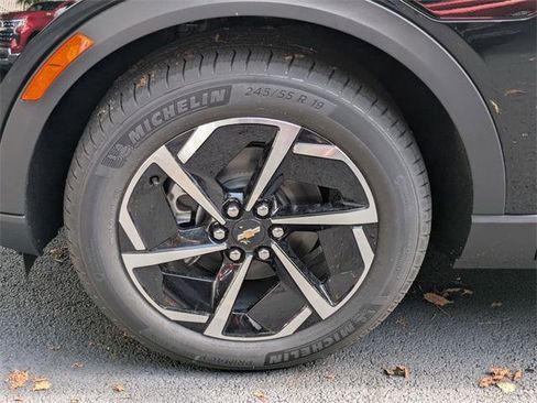 New 2026 Chevrolet Equinox EV LT image 31