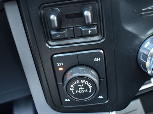 Used 2024 Ford F150 Lariat w/ Bed Utility Package AWD/4WD image 27