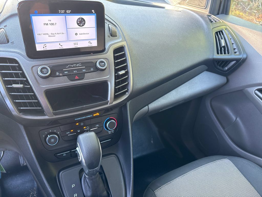 Used 2020 Ford Transit Connect XL FWD image 8