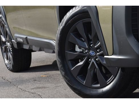 Certified 2025 Subaru Outback Onyx Edition image 9