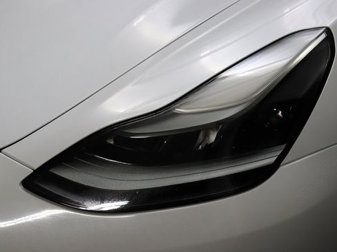 Used 2023 Tesla Model 3 Standard Range RWD image 67
