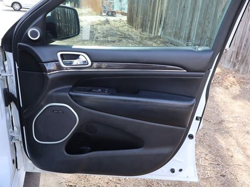 Used 2016 Jeep Grand Cherokee High Altitude image 26