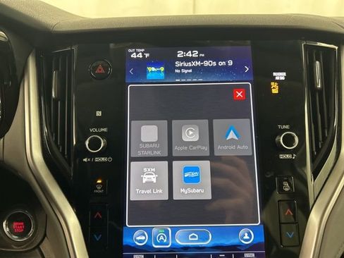 Used 2022 Subaru Outback Premium image 18