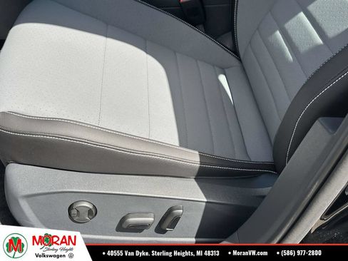 Used 2026 Volkswagen Jetta Sport FWD image 13