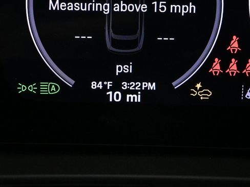 Certified 2025 Porsche Cayenne Coupe image 9