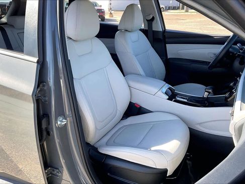 Used 2025 Hyundai Tucson SEL image 9