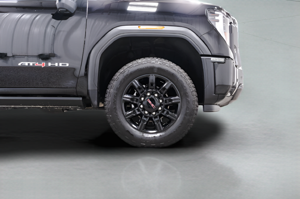 Used 2026 GMC Sierra 3500 AT4 w/ AT4 Premium Plus Package AWD/4WD image 7