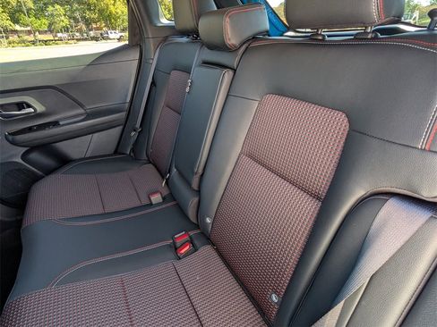 New 2026 Nissan Kicks SR w/ Cold Weather Package image 22