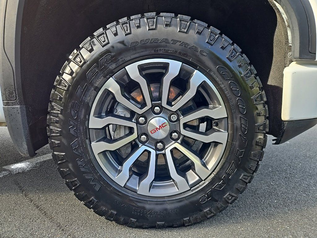 Used 2021 GMC Sierra 1500 AT4 AWD/4WD image 9