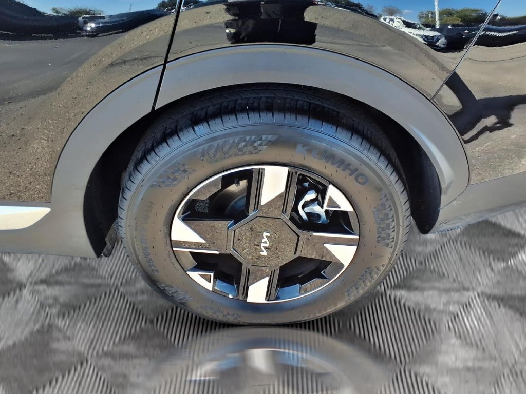 Used 2026 Kia Sportage LX FWD image 25