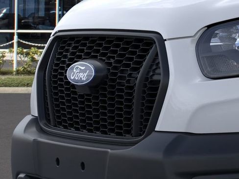 New 2026 Ford Transit 250 Low Roof RWD image 17